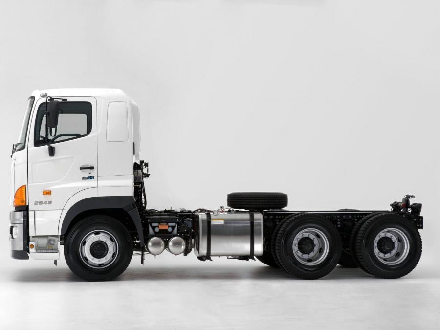  Hino 700 SS 2848 2003 года  (фото 3 из 12)